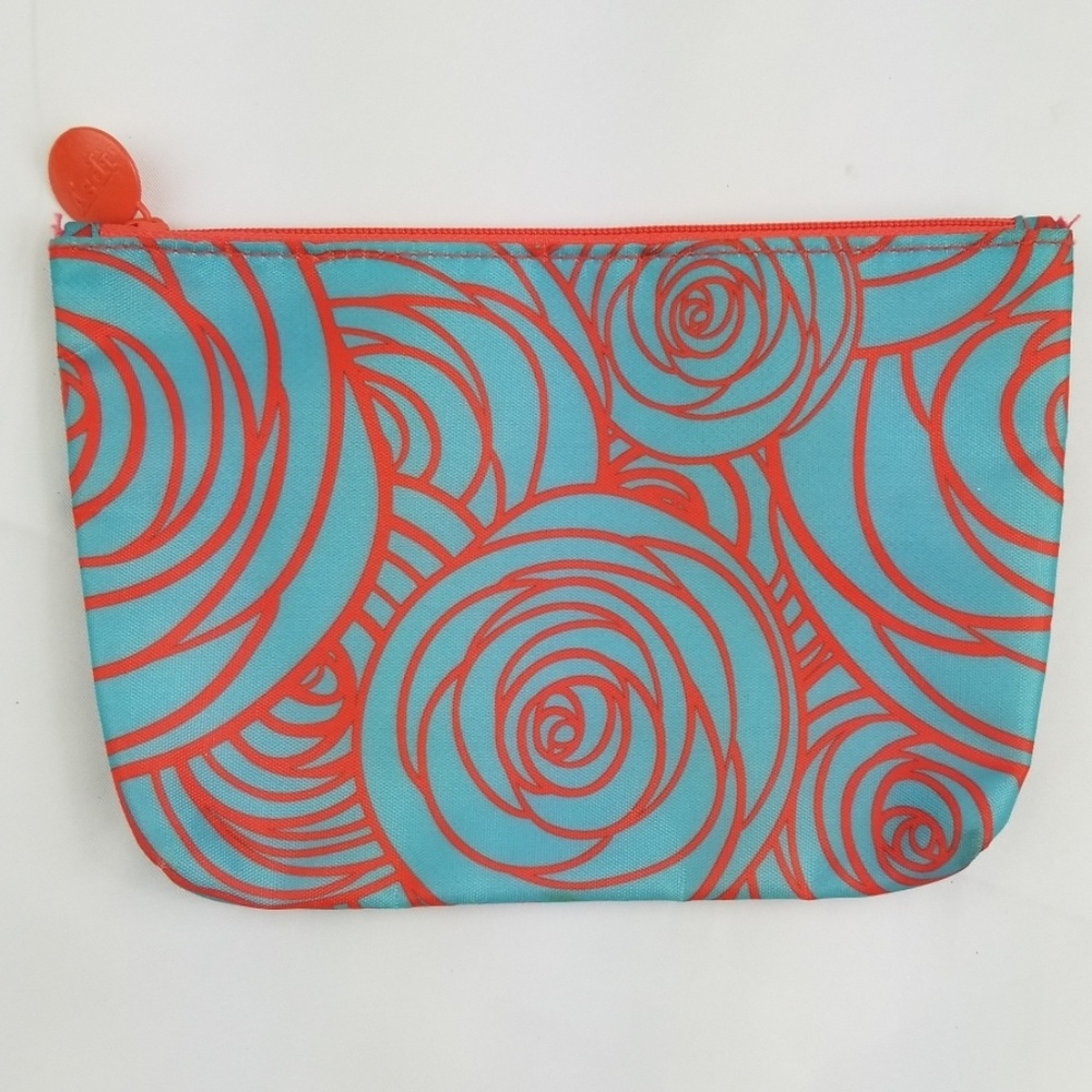 🍓 Ipsy Rose Floral Costmeic Bag/Case